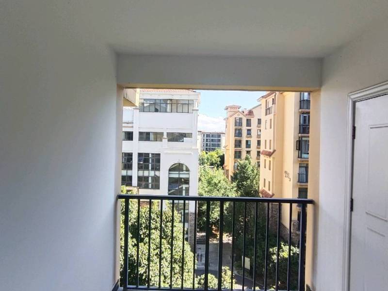 4室2廳2陽臺 萬和花園陽臺