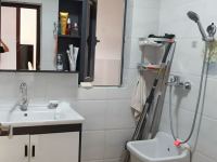 3室2廳2陽臺 保利大家衛(wèi)生間