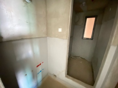 3室2廳1陽臺 海倫堡中央廣場衛(wèi)生間