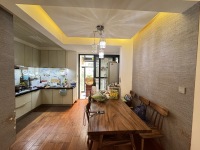 3室2廳1陽臺 滇池衛(wèi)城尚層餐廳