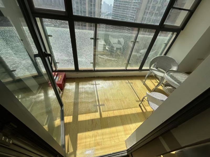 3室2廳1陽臺 新希望希望匯陽臺