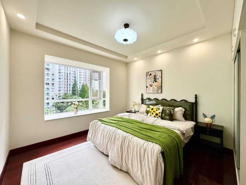 4室2廳2陽(yáng)臺(tái) 云南映象C區(qū)臥室