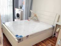 3室2廳1陽臺(tái) 中天城天闊臥室