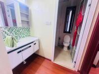 4室2廳2陽臺(tái) 華夏四季二期衛(wèi)生間