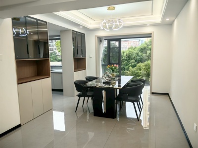 3室2廳2陽臺 時(shí)代風(fēng)華二期餐廳