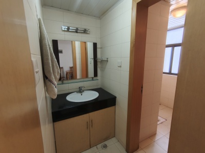 3室2廳1陽臺 地礦局經(jīng)濟(jì)適用房