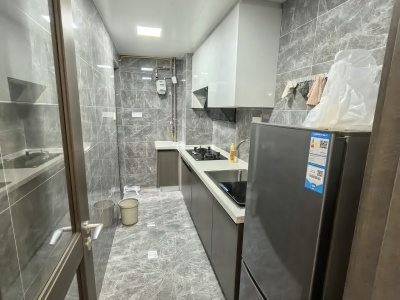 3室2廳1陽臺 萬科城凌峰上