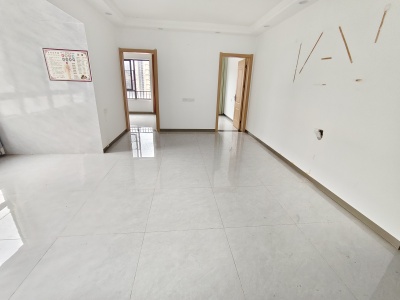 3室2廳1陽(yáng)臺(tái) 龍湖天第