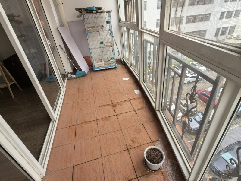 3室2廳2陽臺 百大國際榕苑陽臺