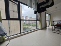 4室2廳2陽臺(tái) 萬科銀海泊岸觀瀾陽臺(tái)