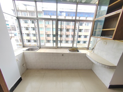 2室1廳1陽臺 北京路279號