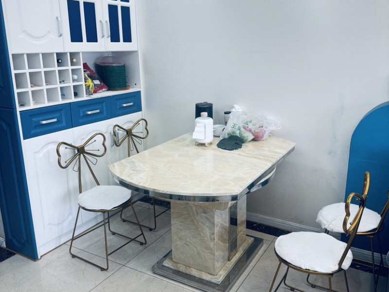 3室2廳1陽臺(tái) 新迎新城餐廳