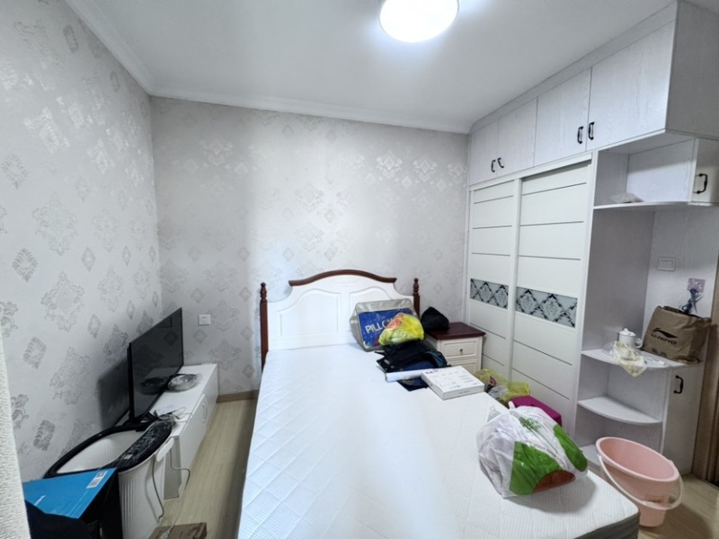 3室2廳1陽臺 金地珺悅臥室