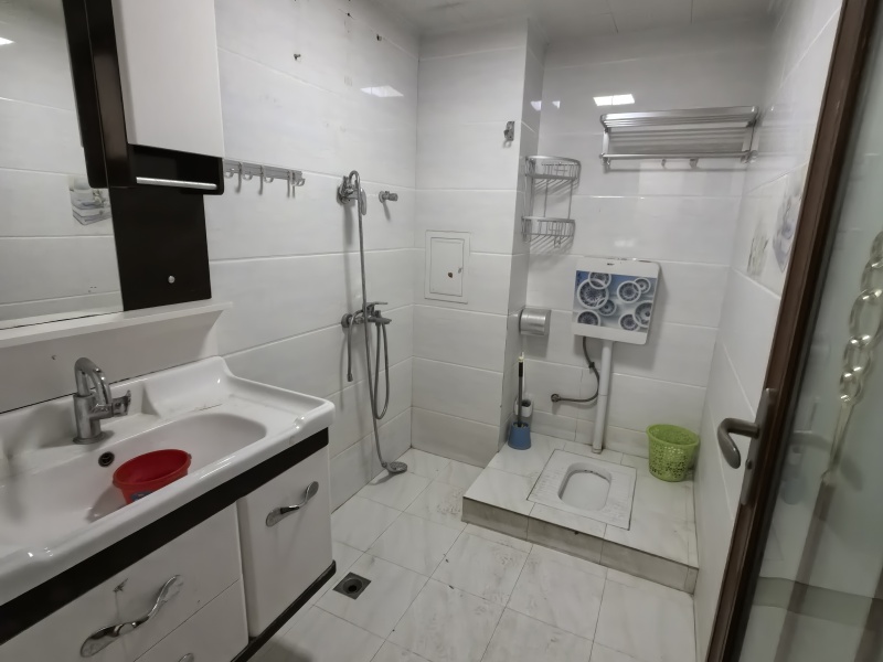 3室2廳2陽臺 百大國際榕苑衛(wèi)生間