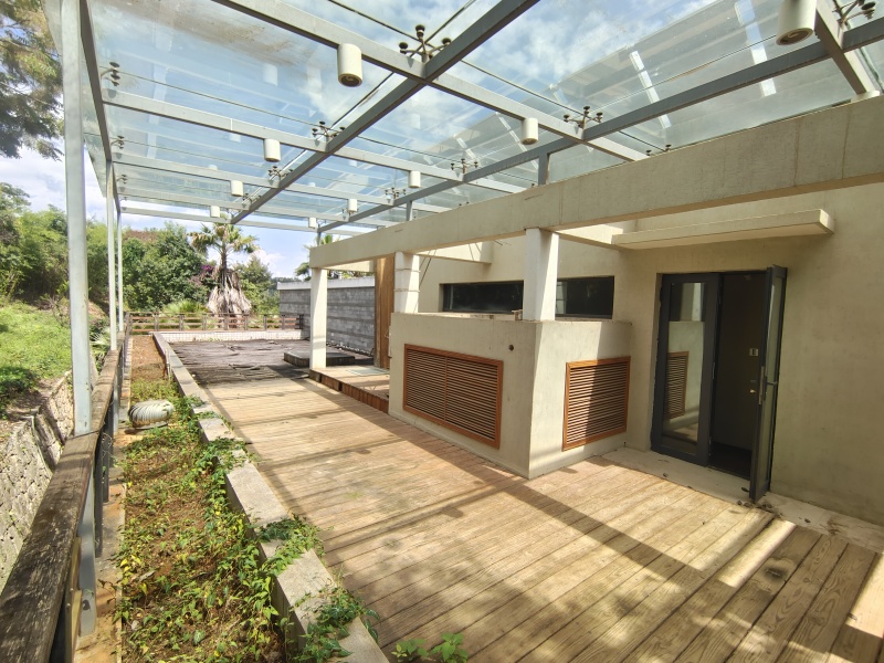 8室5廳4陽臺 世博生態(tài)城半山鄰里別墅陽臺