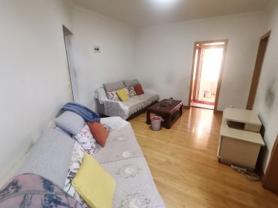 2室2廳1陽臺 梁源小區(qū)