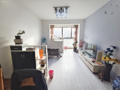 2室2廳1陽臺 金馬悅城