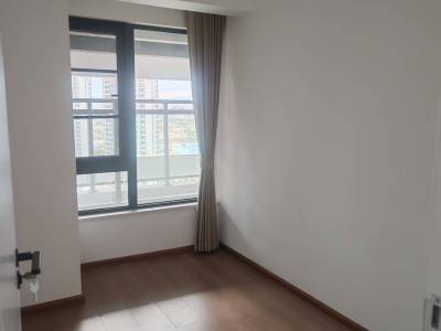 3室2廳1陽(yáng)臺(tái) 招商雍瓏府