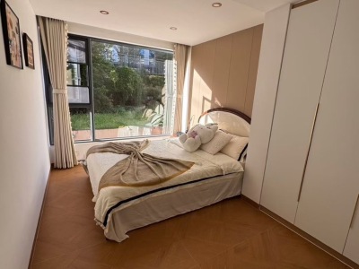 5室2廳2陽臺(tái) 景秀山莊一期