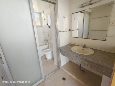 3室2廳1陽臺 高支隊(duì)