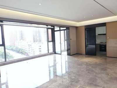 4室2廳2陽臺(tái) 華潤潤府一期