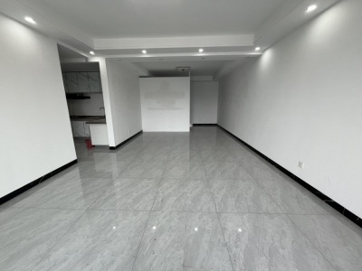 4室2廳1陽臺 恒大名都