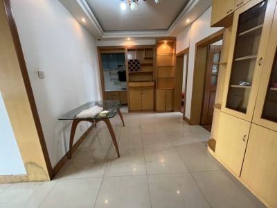 3室2廳2陽(yáng)臺(tái) 春苑花園