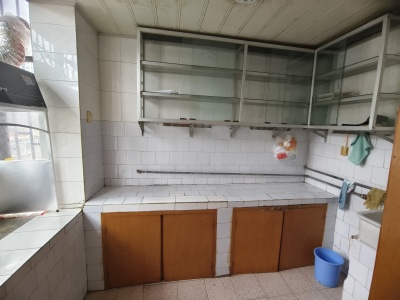 4室2廳1陽臺 白馬小區(qū)
