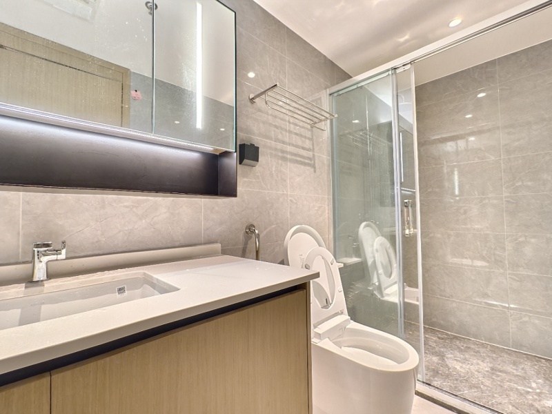 3室2廳 金地十一峯衛(wèi)生間