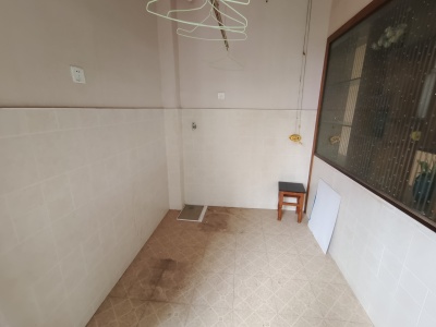 4室2廳2陽臺 龍江雅苑