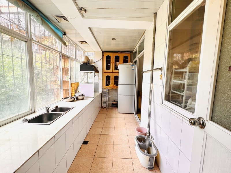 3室1廳1陽臺 穿金路煤機(jī)廠宿舍廚房