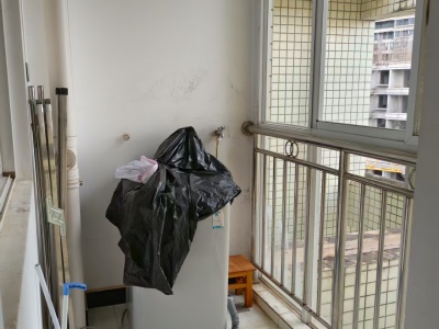 2室2廳1陽(yáng)臺(tái) 江家花園