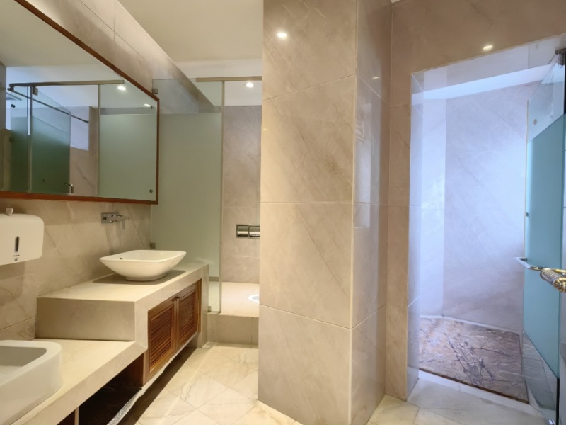 6室2廳5陽(yáng)臺(tái) 滇池高爾夫別墅別墅衛(wèi)生間