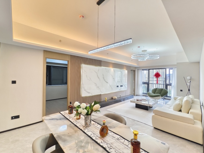 3室2廳 金地十一峯餐廳