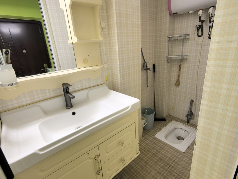 1室1廳1陽臺 園林小區(qū)（五華區(qū)）衛(wèi)生間