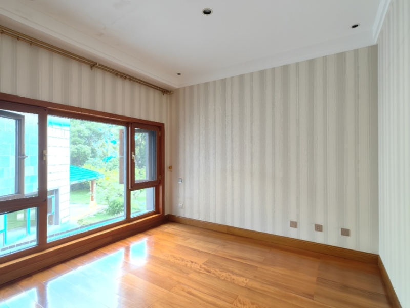 6室2廳5陽(yáng)臺(tái) 滇池高爾夫別墅別墅臥室