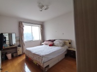 5室2廳2陽臺 云大小區(qū)臥室