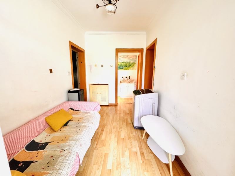 3室1廳1陽臺 穿金路煤機(jī)廠宿舍餐廳