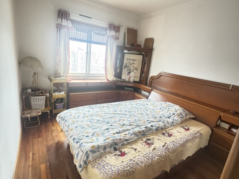 3室2廳2陽臺 都市名園臥室