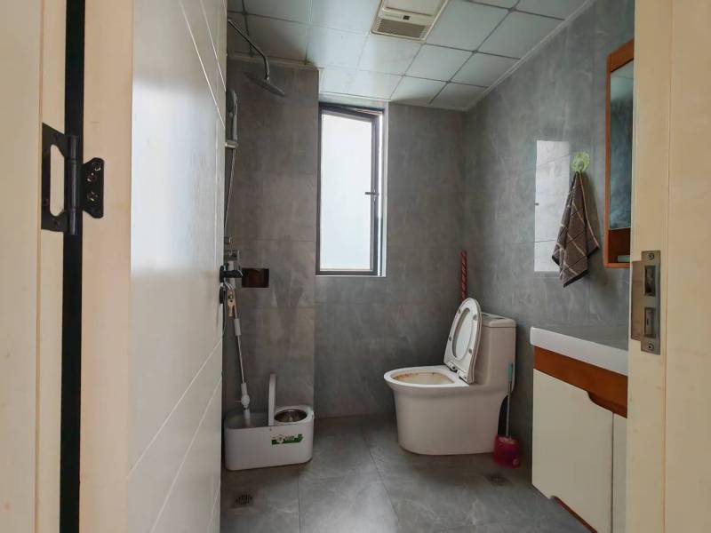 2室2廳1陽(yáng)臺(tái) 金科陽(yáng)光里衛(wèi)生間