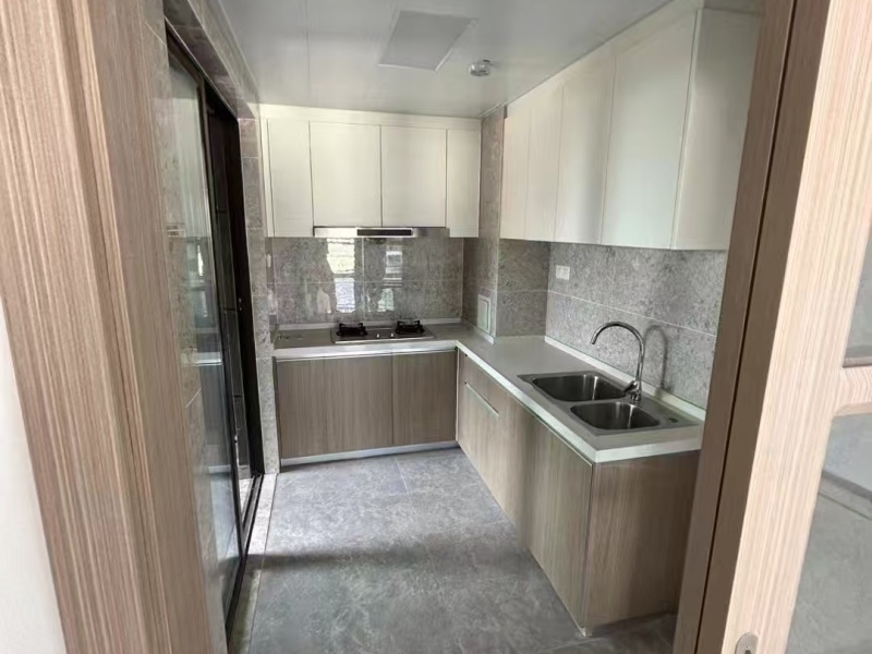 3室2廳2陽臺 綠地滇池國際健康城廚房