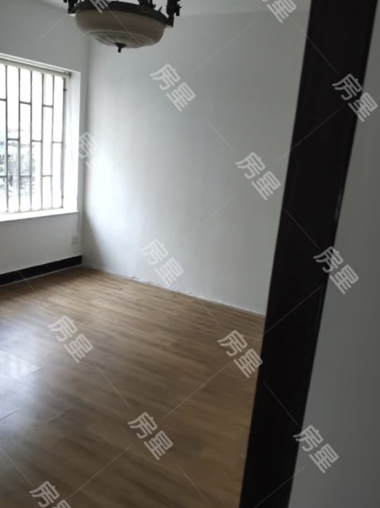 2室2廳1陽(yáng)臺(tái) 金順苑臥室