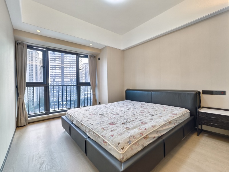 3室2廳 金地十一峯臥室