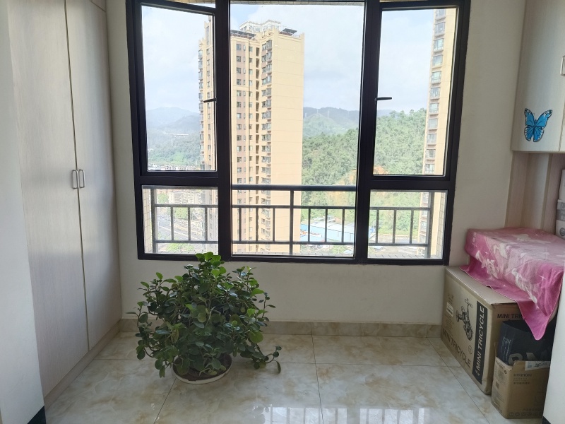 2室2廳 蘭亭上錦二期陽(yáng)臺(tái)