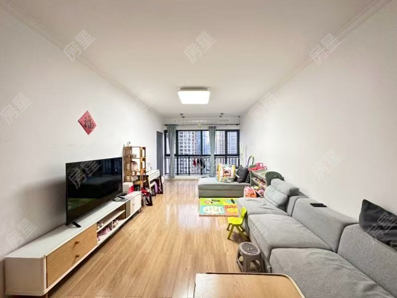 2室2廳1陽臺 金呈北泰花園客廳