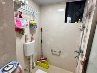 2室2廳1陽臺 金呈北泰花園衛(wèi)生間