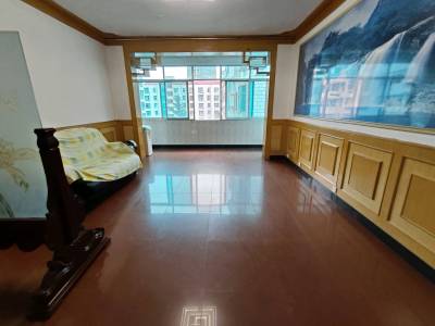 3室2廳1陽(yáng)臺(tái) 小壩西村