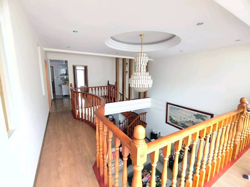 5室3廳1陽臺(tái) 鑫逸苑其他