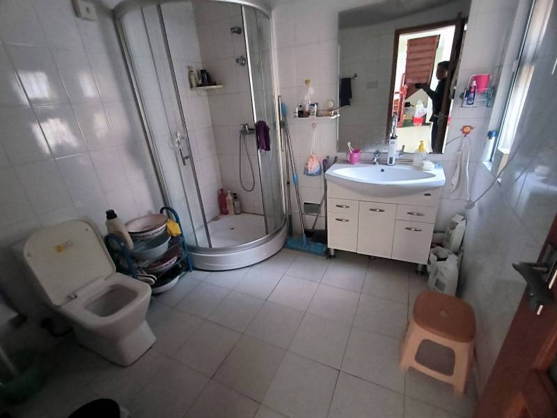 5室3廳1陽臺(tái) 鑫逸苑衛(wèi)生間