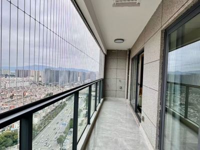 3室2廳2陽(yáng)臺(tái) 復(fù)地云極一期